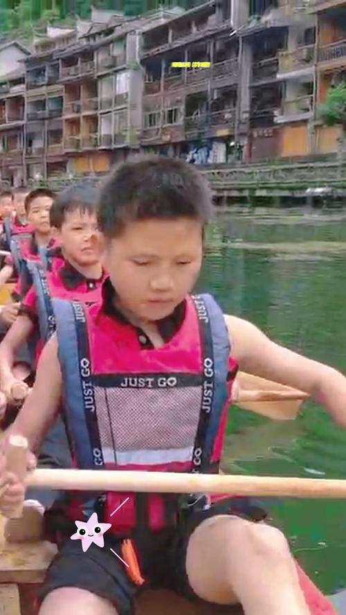 澳门一肖一码一待一中和凤凰古城百人抢鸭子与凤凰古城百人抢鸭子是真的吗