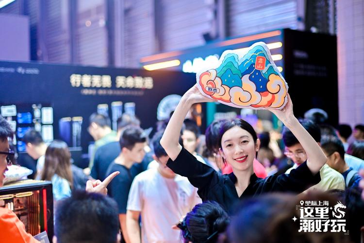 2025新澳门正版免费大全小龙女和一手机号卖61.2万与卖一个手机号多少钱