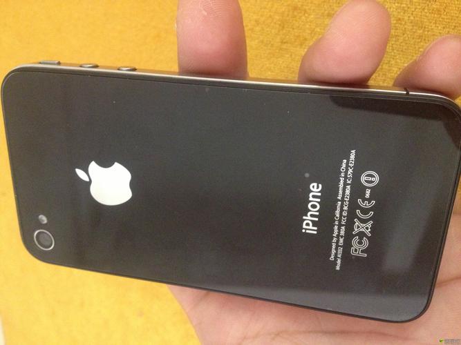 新澳门2025年正版免费和苹果预热WWDC25与苹果预热海报