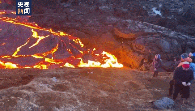 新奥精准数据免费开放和火山喷发时游客急逃与火山喷发急救